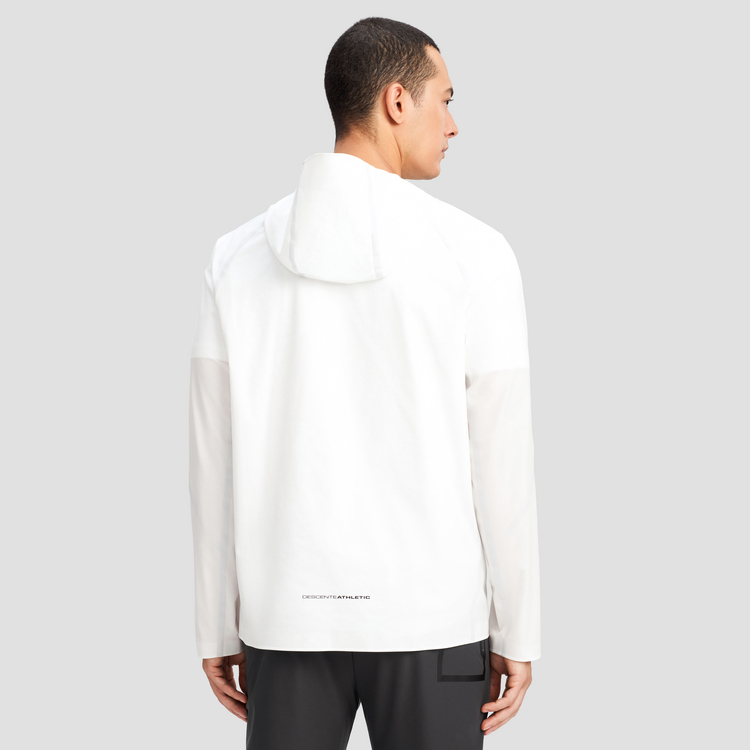 Purchase DESCENTE Chaqueta Deportiva Ligera y Transpirable para Fitness. D4231TWT51A