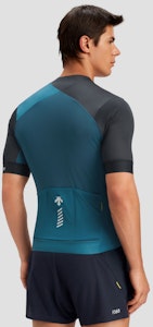 DESCENTE Jersey Sepeda Anti Lembab, Reflektif, dan Bernapas. D4231CKT44 Purchase DESCENTE Jersey Sepeda Anti Lembab, Reflektif, dan Bernapas. D4231CKT44