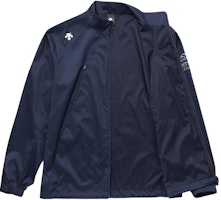 Chaqueta Ligera con Cremallera y Logo DESCENTE BTF Team Manga Larga. SP221IWB43 Shop Chaqueta Ligera con Cremallera y Logo DESCENTE BTF Team Manga Larga. SP221IWB43