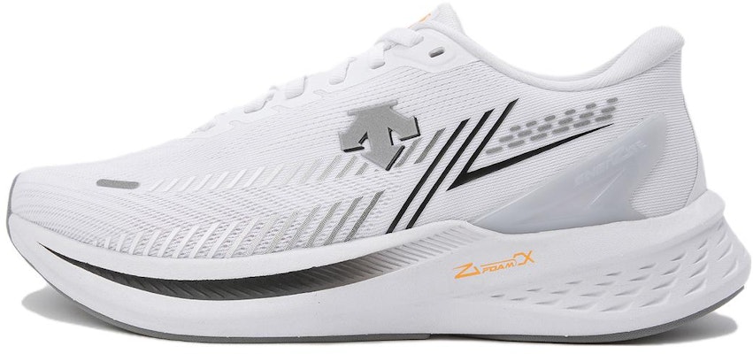 DESCENTE Kasual Rendah 'Hitam Putih' D3323RRN71-WB Buy DESCENTE Kasual Rendah 'Hitam Putih' D3323RRN71-WB