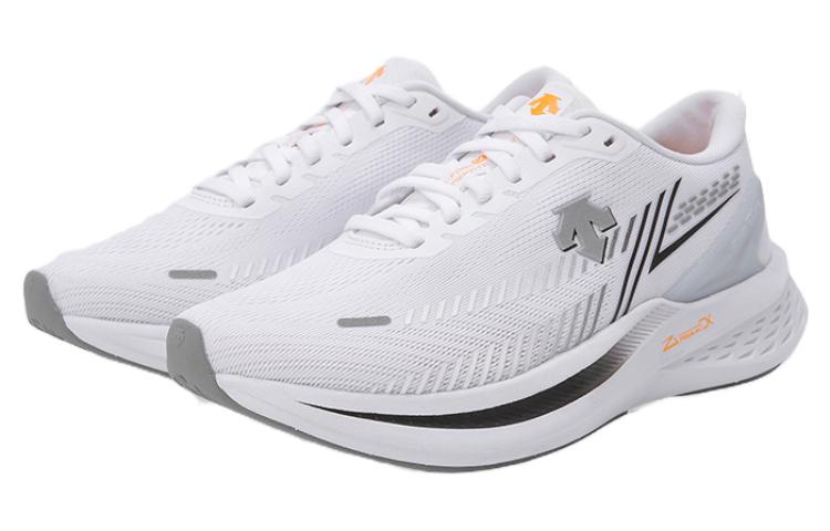 Lookbook DESCENTE Kasual Rendah 'Hitam Putih' D3323RRN71-WB