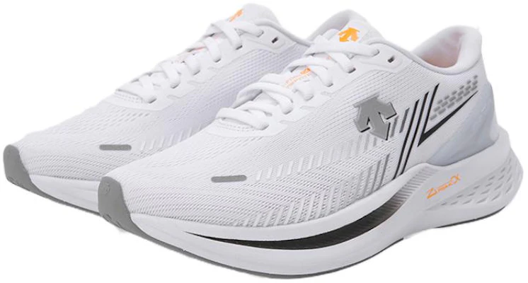 DESCENTE Kasual Rendah 'Hitam Putih' D3323RRN71-WB Lookbook DESCENTE Kasual Rendah 'Hitam Putih' D3323RRN71-WB