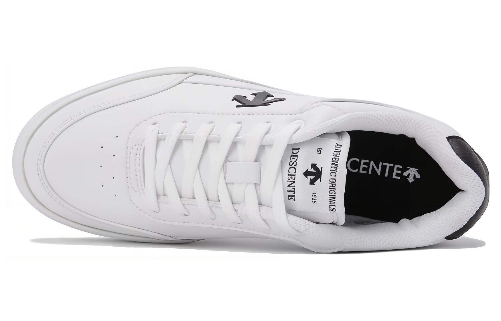Shop DESCENTE 白色休閒低筒鞋 SO323LSN71-WHT0 SO323LSN71-WHT0
