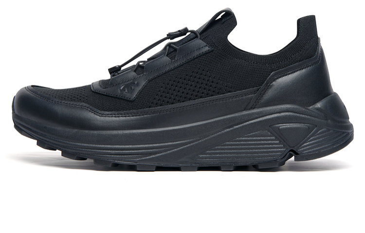 Buy DESCENTE Dualis '双重性' 运动鞋 D3331LSN27-BK