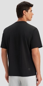 DESCENTE Dualis系列輕量城市通勤男士短袖T恤. D4331DWS81 Purchase DESCENTE Dualis系列輕量城市通勤男士短袖T恤. D4331DWS81