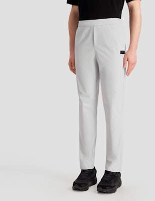 DESCENTE DUALIS Urban Commuter Classic Fit Patchwork Woven Sport Pants Men D4231DPT81 1