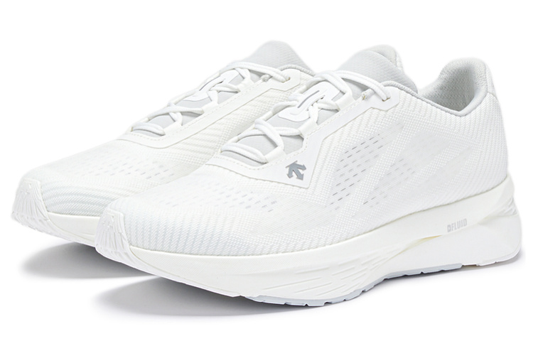 Lookbook DESCENTE Enerzite 'Putih Lari' D3431RRN29-WT