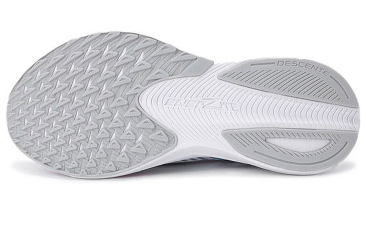 Lookbook DESCENTE Enerzite Super V2 'Putih Minimalis Nyaman' D3223RRN22-WT