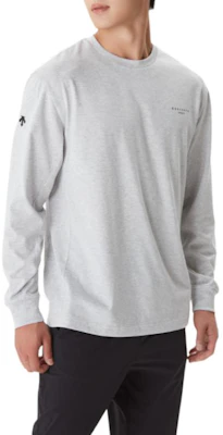 DESCENTE Essential Sweat-Wicking Unisex Crewneck Logo Sweatshirt SP323UTL71 2