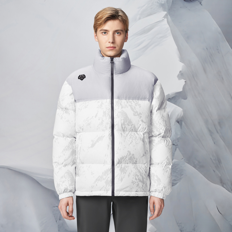 Shop DESCENTE HEAT NAVI 防風短款羽絨外套 男女休閒運動款 D3433SDJ61