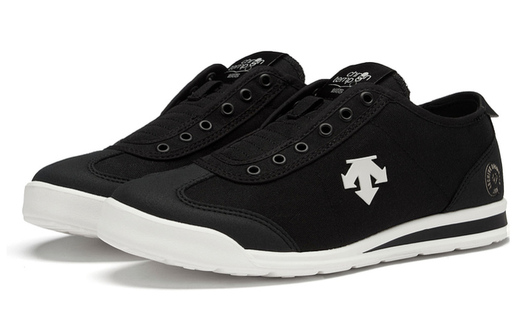 Lookbook DESCENTE 低筒運動鞋「黑白款」D3223LSN23-RB D3223LSN23-RB