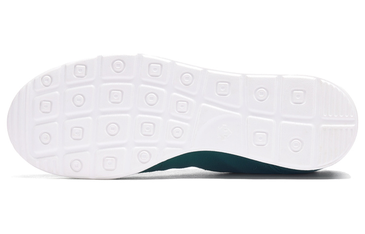 Shop DESCENTE Movewear Chron Tempo Slip-On 'Green' D3293LSNXC-GN