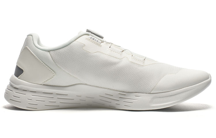 Order DESCENTE 白色休闲跑鞋 D1213GES11-WT