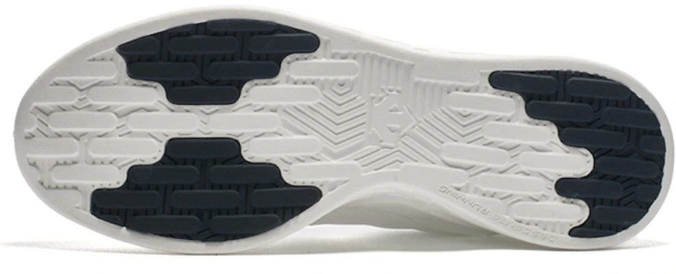 DESCENTE 白色休闲跑鞋 D1213GES11-WT Purchase DESCENTE 白色休闲跑鞋 D1213GES11-WT