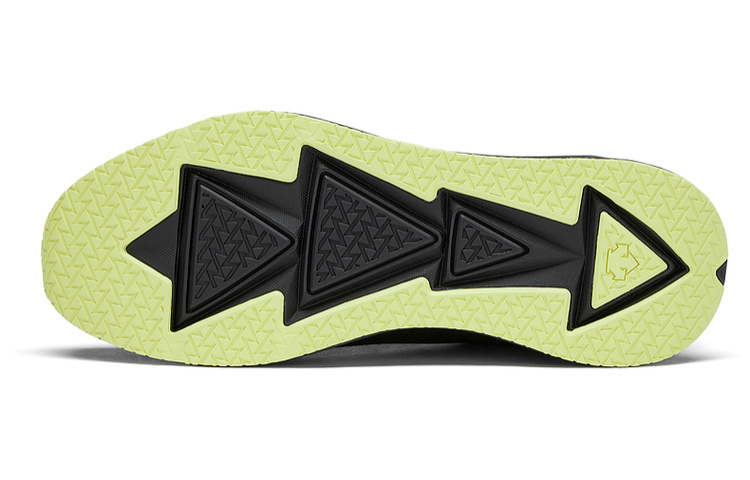 Purchase DESCENTE 跑鞋 '简单舒适黑色' D4131RRN06-BK