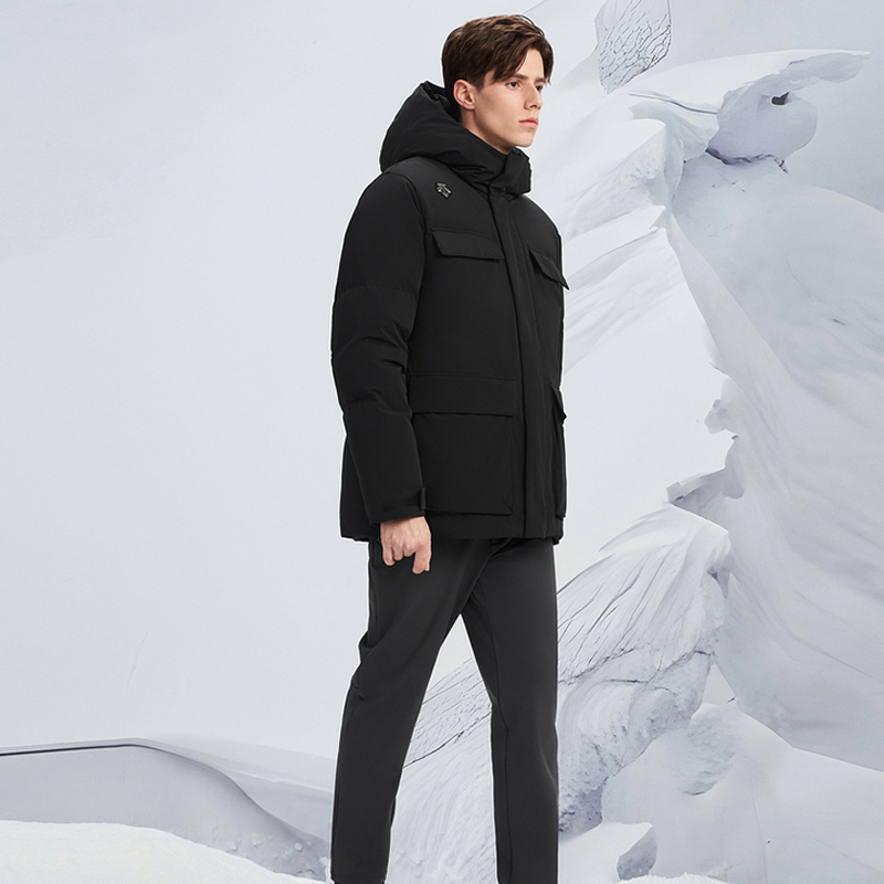 Shop DESCENTE滑雪風格防風快乾羽絨外套 D3431SDJ61