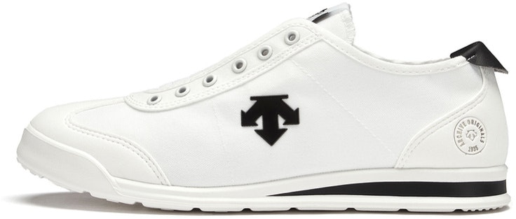 descente-sport-style-chron-tempo-slip-on-black-white-d3223-lsn-23-bw