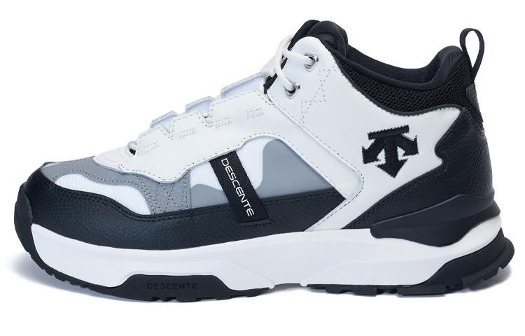 DESCENTE Sports Style 'Black CMFTable Running'