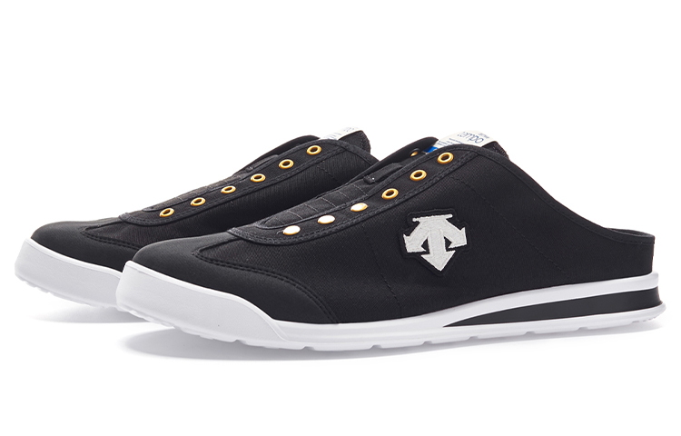 Lookbook 데상트 스포츠 스타일 '통기성 블랙 캔버스' D1223LSN39-BK