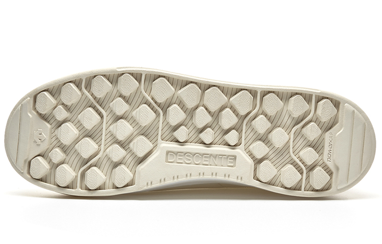 Shop DESCENTE Sports Style Low 'Putih' D1313LSN92-WT