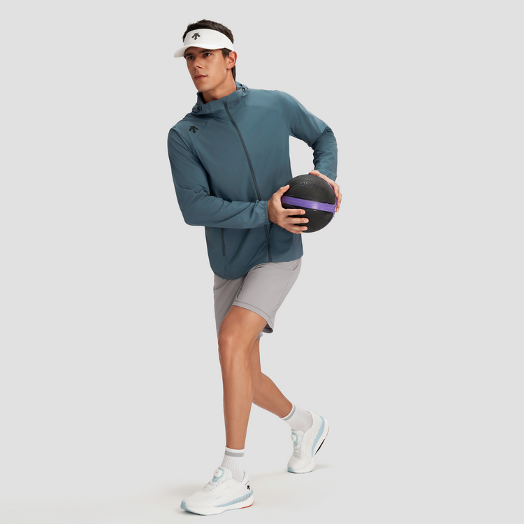 Purchase DESCENTE 訓練輕便透氣連帽織物外套 D4391TWB30