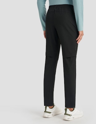 DESCENTE TRAINING Celana Santai Ringan Tahan Air dan Bernapas. D4331TPT54 Purchase DESCENTE TRAINING Celana Santai Ringan Tahan Air dan Bernapas. D4331TPT54