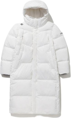 DESCENTE Unisex Long Hooded Puffer Jacket with Logo – Warm & Stylish. SP323SDJ91 3