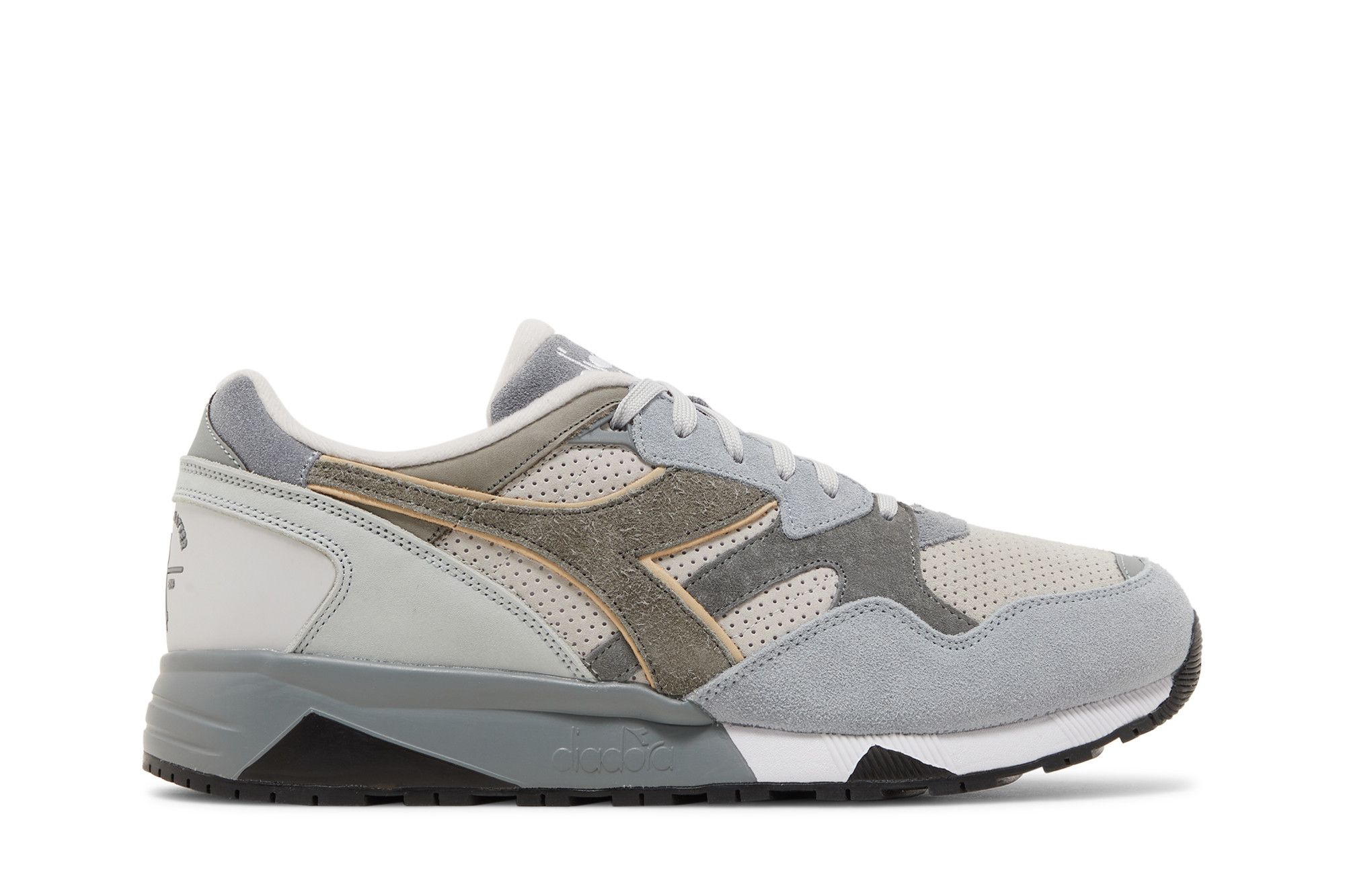 Details Matter x Diadora N9002 'The Traveler' 501-180133-75041