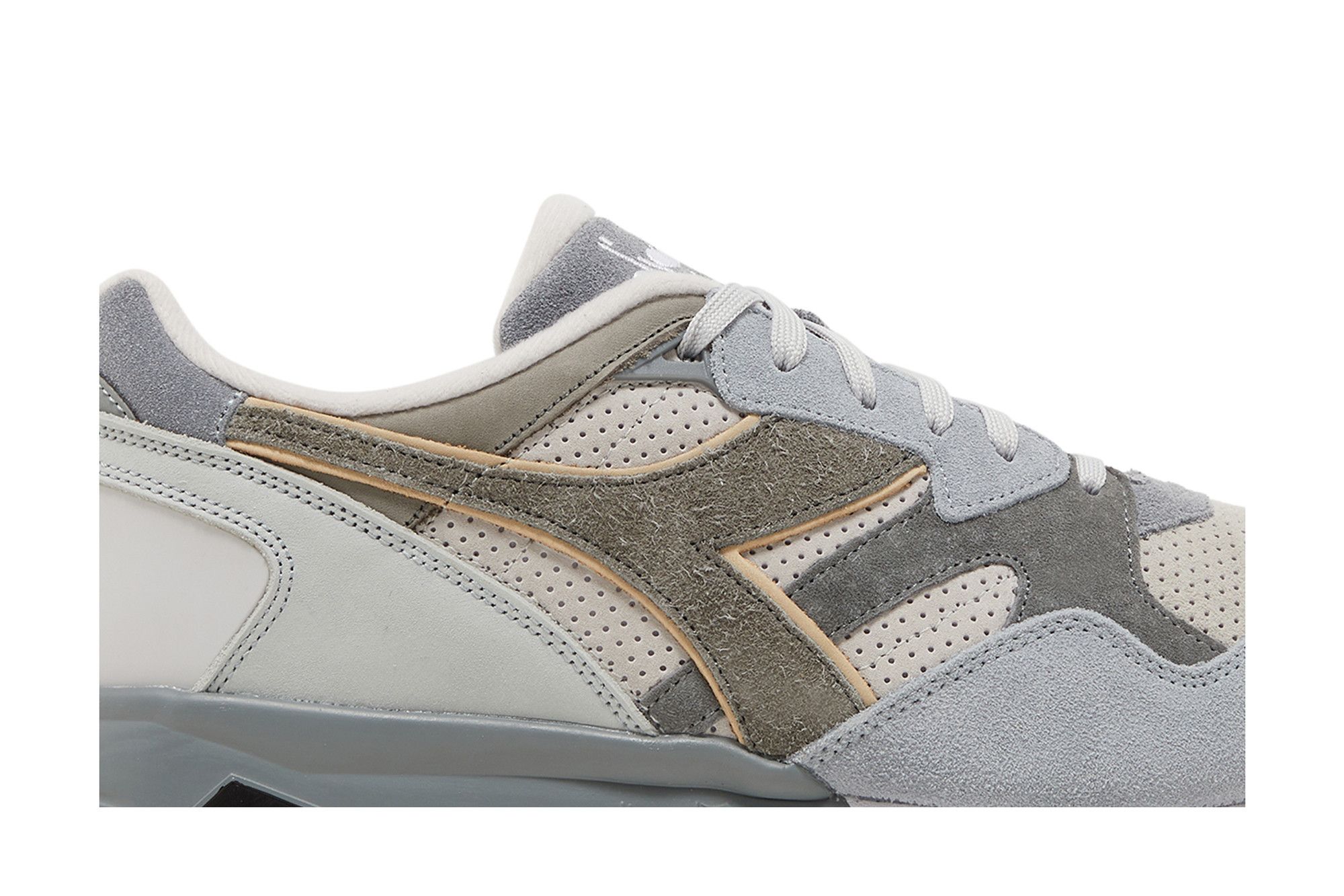 Lookbook Details Matter x Diadora N9002 'Si Pengembara' 501-180133-75041