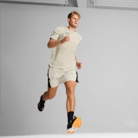 Sepatu Lari Deviate Nitro 3 Wide 378449-02 Lookbook Sepatu Lari Deviate Nitro 3 Wide 378449-02