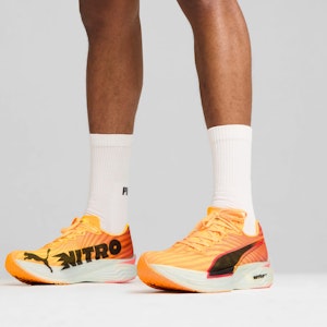 デビエイト ニトロ エリート 3 FIRE ランニングシューズ 310554-01 Lookbook デビエイト ニトロ エリート 3 FIRE ランニングシューズ 310554-01