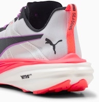 Sepatu Lari Trail Deviate Nitro Elite 310034-01 Lookbook Sepatu Lari Trail Deviate Nitro Elite 310034-01