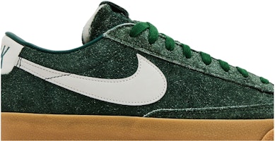 Devin Booker x Nike Blazer Low 'Verde Oscuro Equipo' HV2197-300 Order Devin Booker x Nike Blazer Low 'Verde Oscuro Equipo' HV2197-300