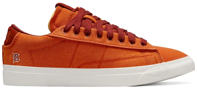 devin-booker-x-nike-blazer-low-detroit-tigers-campfire-orange-hq-2054-800