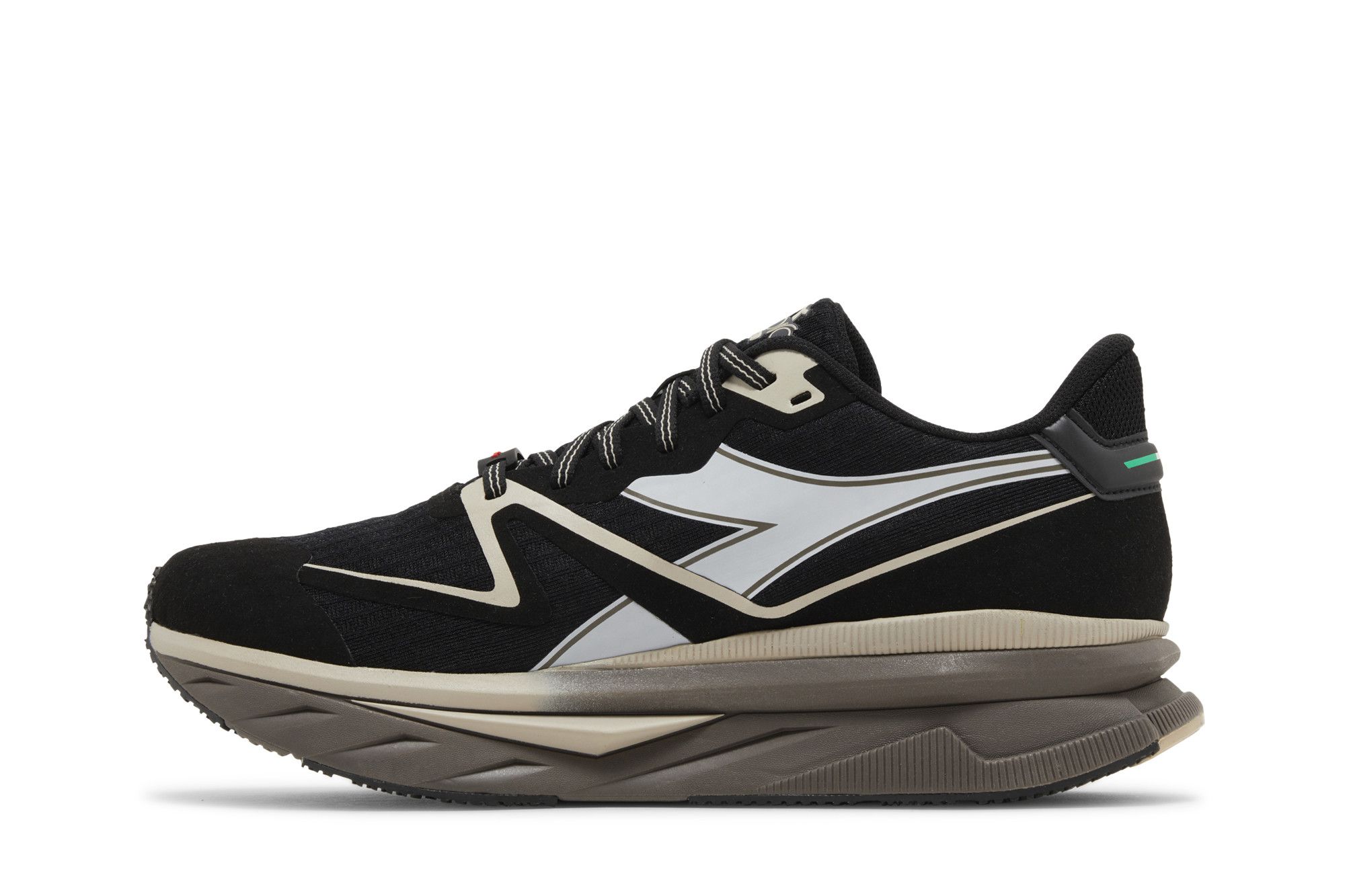 Lookbook Diadora Atomo V7000 ''Nero Grigio Fumo'' 101-179073-C9682