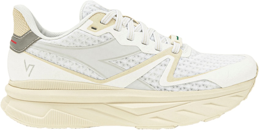 diadora-atomo-v7000-white-whisper-white