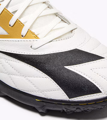 Diadora BRASIL SALA ELITE TF Scarpe da Calcio Turf 101.180712_D1157 Lookbook Diadora BRASIL SALA ELITE TF Scarpe da Calcio Turf 101.180712_D1157