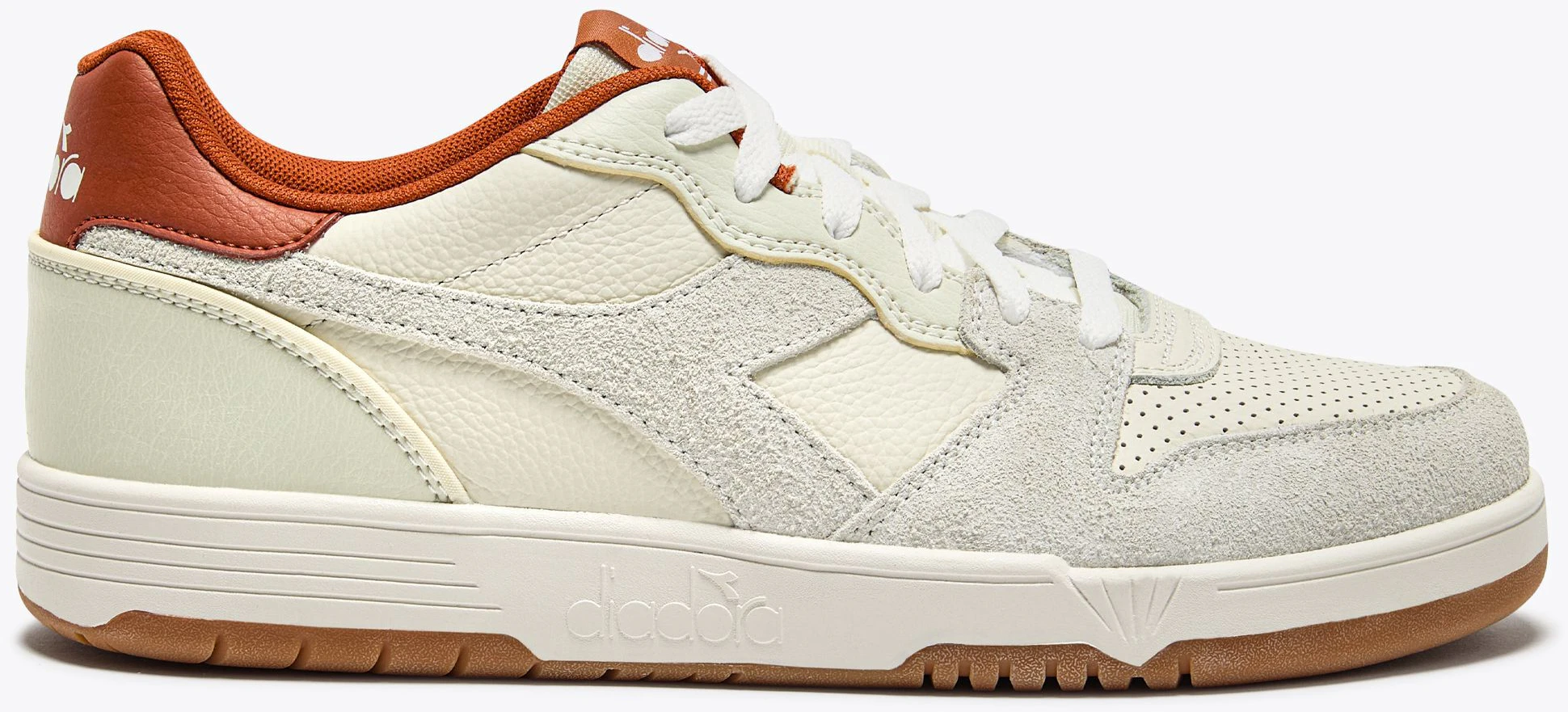 diadora-deuce-m2-hairy-501-182422-d0855