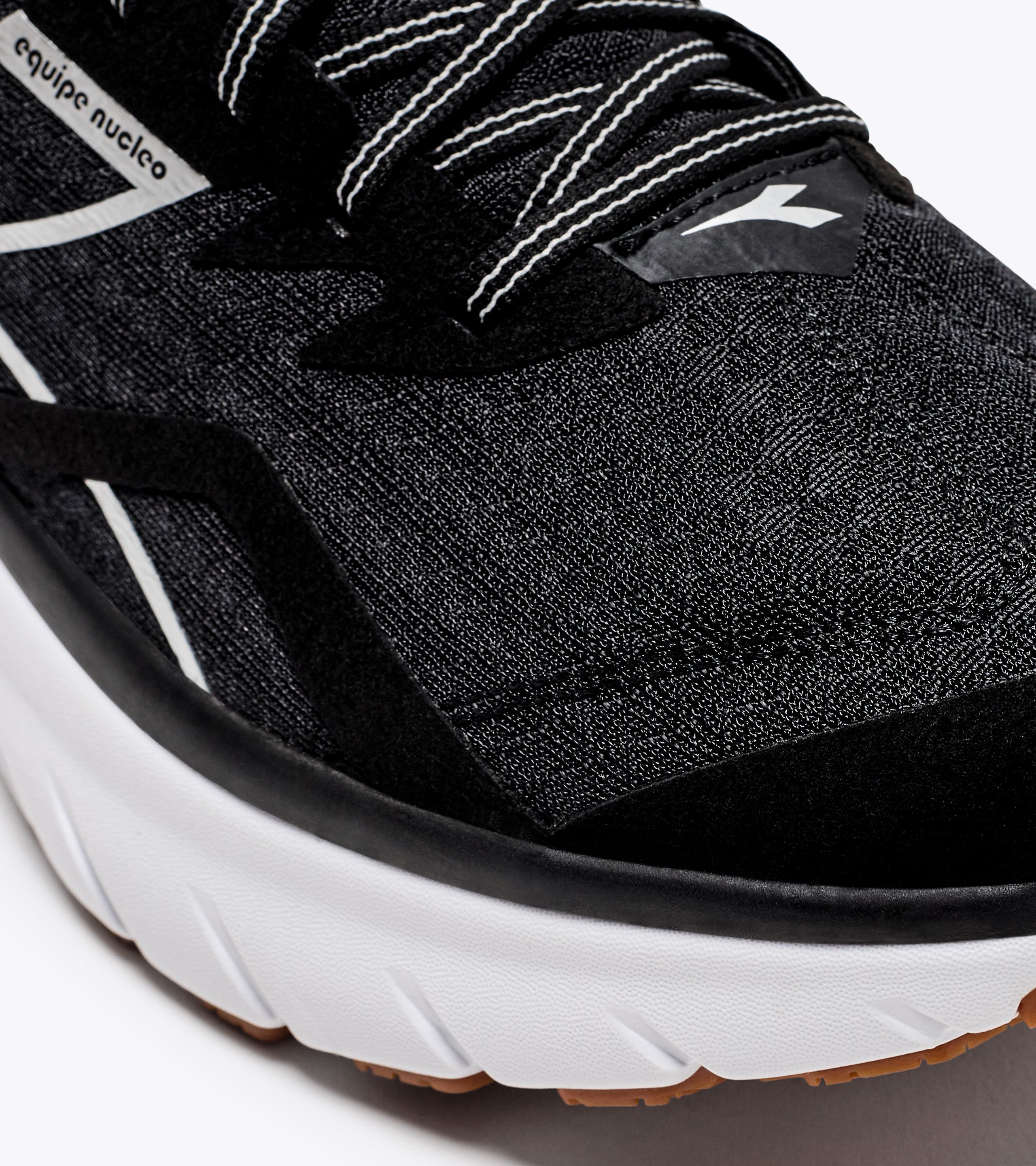 Lookbook 디아도라 에퀴페 누클레오 101.179094_C3513