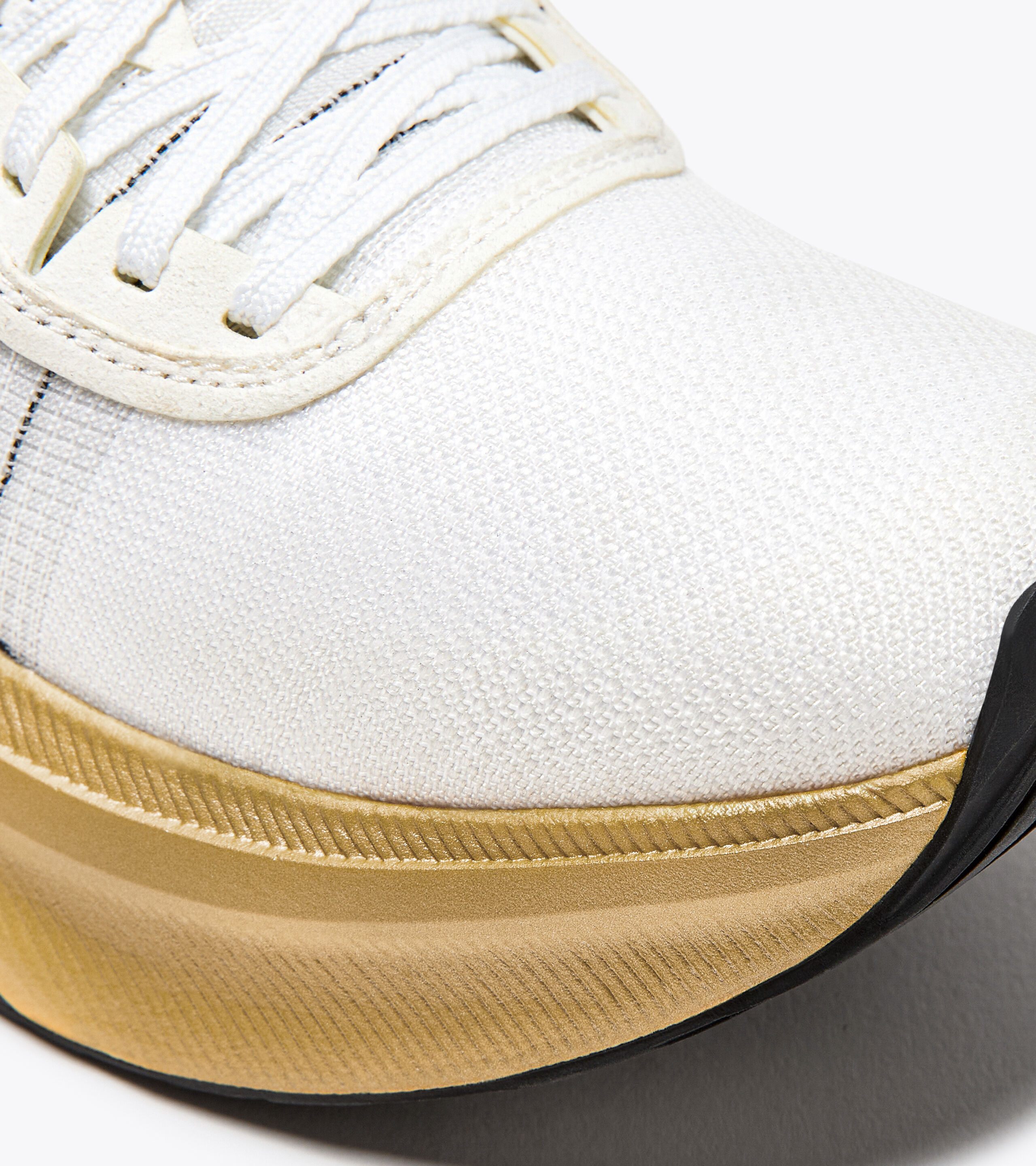 Shop Diadora GARA 碳纖維系列 101.180235_C2296