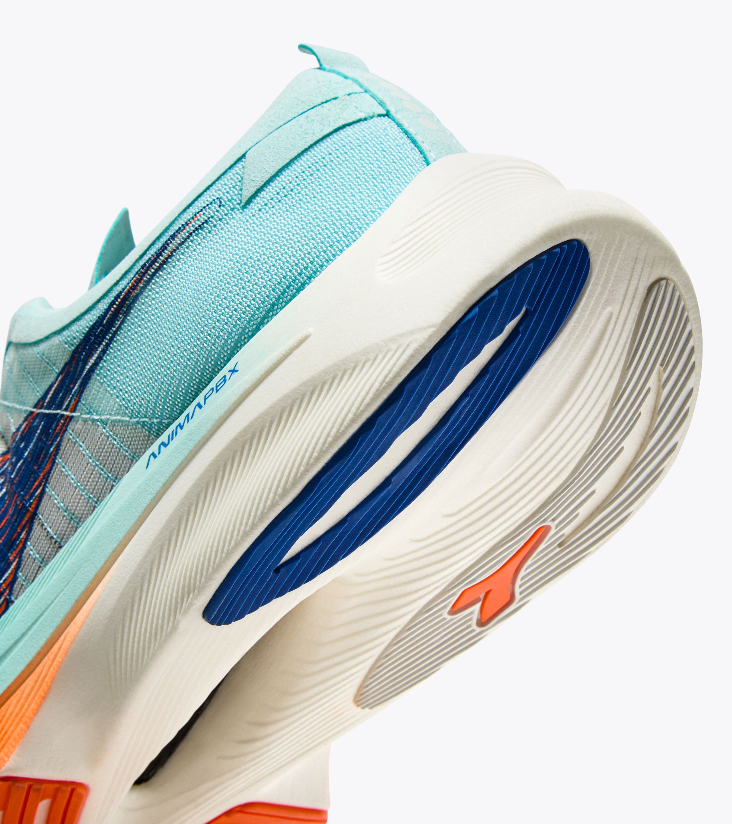 Purchase DIADORA GARA 碳纖 2 版 101.182068_D1243