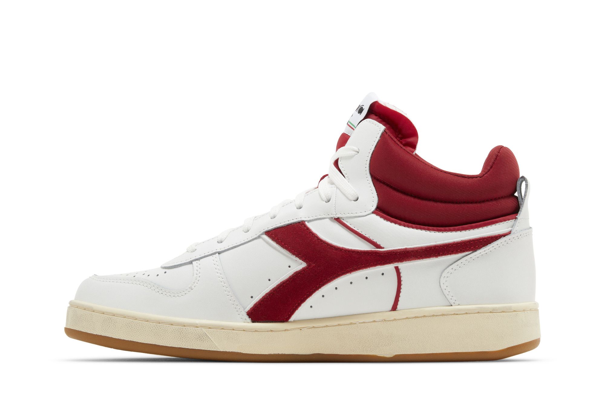 Lookbook Diadora Magic Basket Mid ''Wit Chili Peper'' 501-178564-C6313