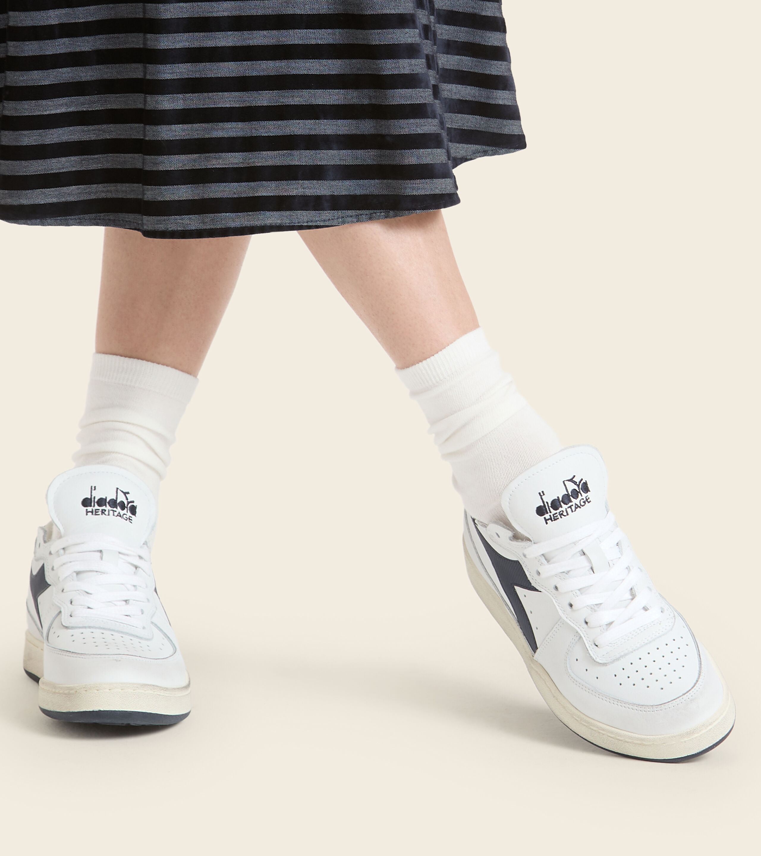 Order 디아도라 MI 바스켓 로우 컷 201.176282_C1494