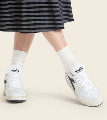 Diadora MI BASKET POTONG RENDAH 201.176282_C1494 Order Diadora MI BASKET POTONG RENDAH 201.176282_C1494