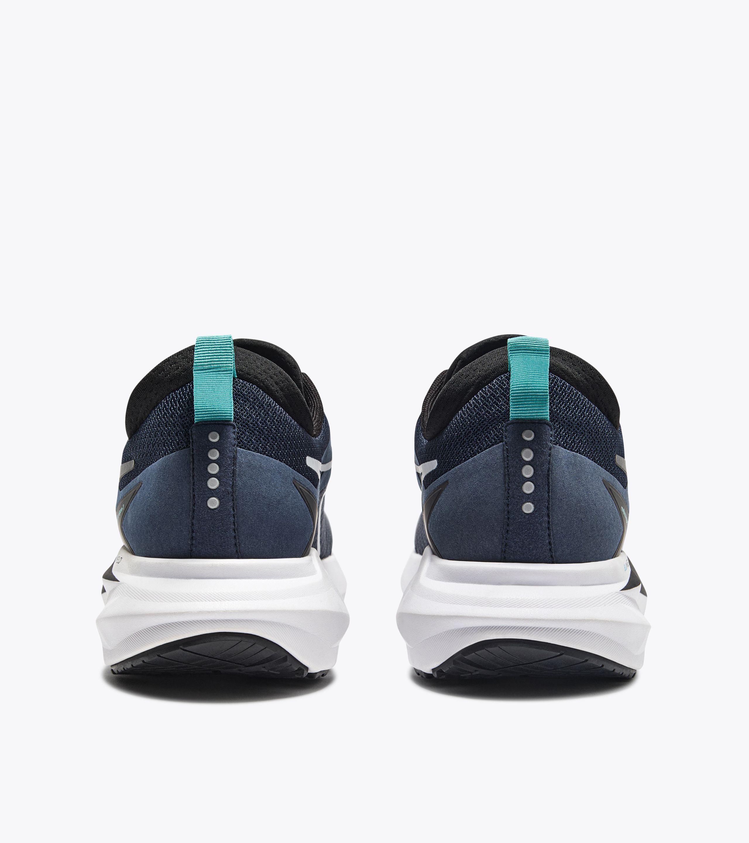 Order 迪亚多纳 MYTHOS BLUSHIELD VIGORE 3跑鞋 101.180680_C1512