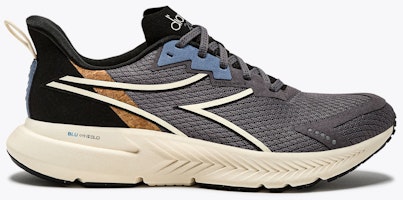 Diadora MYTHOS BLUSHIELD VOLO 4 2030 101.180227_C2763 Diadora MYTHOS BLUSHIELD VOLO 4 2030 101.180227_C2763