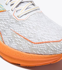 Diadora MYTHOS BLUSHIELD VOLO 5 跑鞋 101.181488_D1251 Lookbook Diadora MYTHOS BLUSHIELD VOLO 5 跑鞋 101.181488_D1251