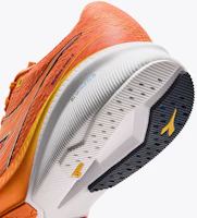 Shop Diadora MYTHOS BLUSHIELD VOLO 5 Hardloopschoenen 101.181488_D1273