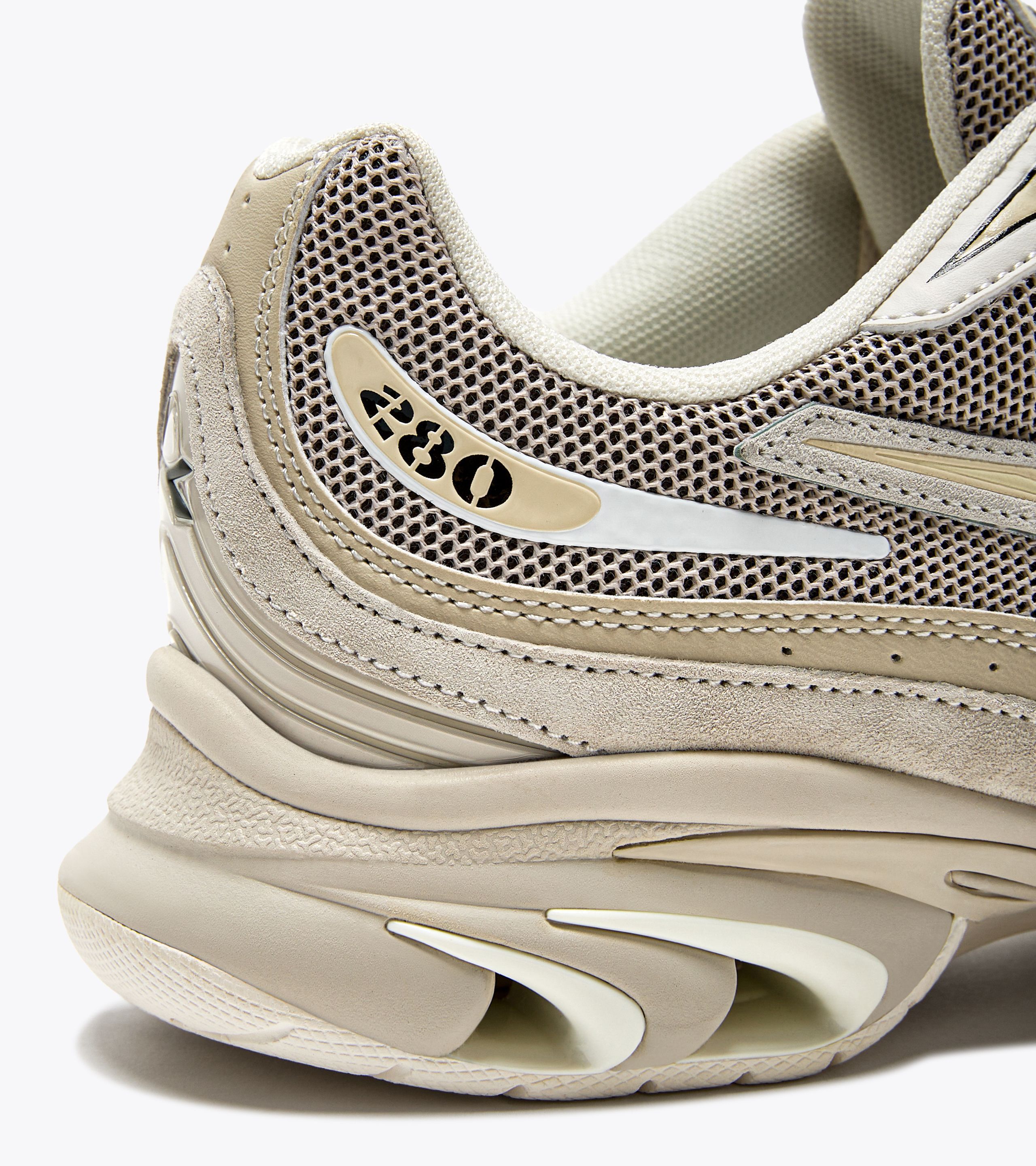 Purchase 디아도라 미토스 프로펄션 280 M2 스웨이드 501.180192_C7444