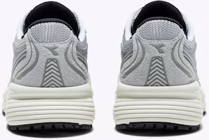 Shop Diadora MYTHOS 星辰系列 501.181239_75042